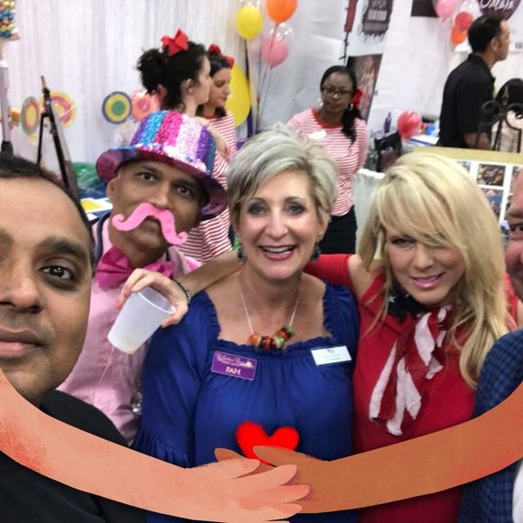 Meet your Posher, Pamela - Picture 1 of 1